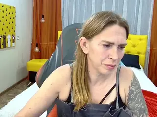 TessaDaybreak's Live Sex Cam Show