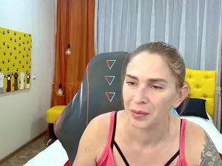 TessaDaybreak's Live Sex Cam Show