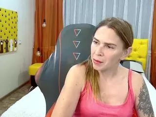 TessaDaybreak's Live Sex Cam Show