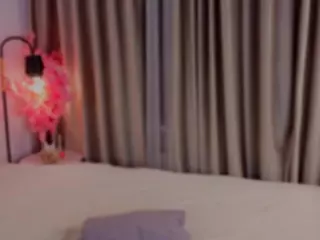AlthenaCoomer's Live Sex Cam Show