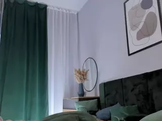AlthenaCoomer's Live Sex Cam Show