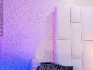 Angeles-Bust live webcam show