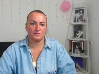 dianamgg webcam