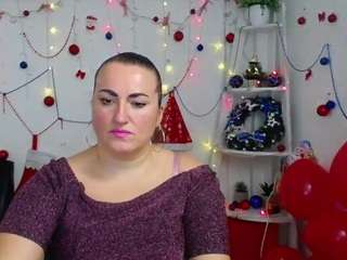 dianamgg's CamSoda show and profile