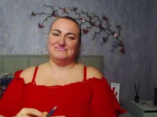 dianamgg's CamSoda show and profile