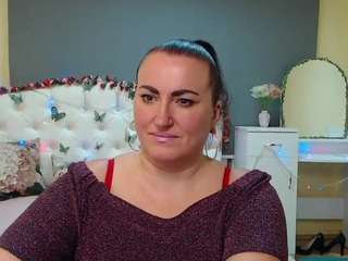 dianamgg Live Webcam on CamSoda