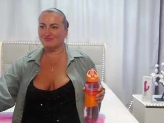 dianamgg live profile