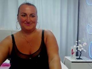 DianaMGG live webcam show