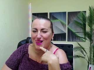 DianaMGG live webcam show