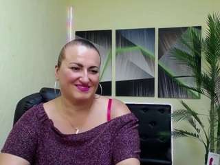 DianaMGG live webcam show