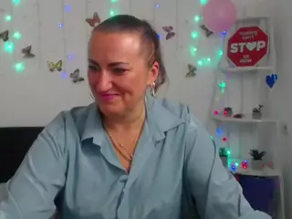 DianaMGG's Live Sex Cam Show