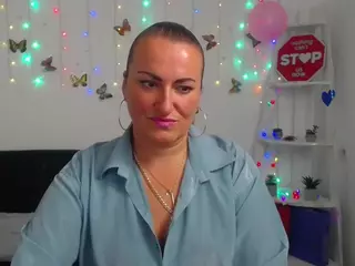 DianaMGG's Live Sex Cam Show