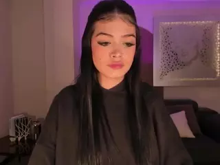 NiaMillerX's Live Sex Cam Show