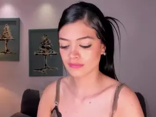 NiaMillerX's Live Sex Cam Show