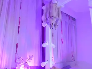 Riverlyyy's Live Sex Cam Show