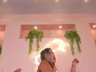 sofiabennett Live Webcam on CamSoda