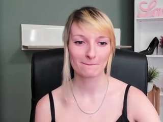 tastyblair's CamSoda show and profile