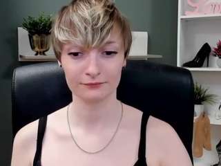 tastyblair Live Webcam on CamSoda