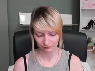 tastyBlair's Live Sex Cam Show