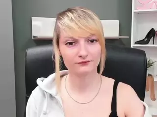 tastyBlair's Live Sex Cam Show