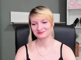tastyBlair's Live Sex Cam Show