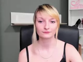 tastyBlair's Live Sex Cam Show