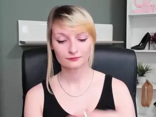 tastyBlair's Live Sex Cam Show