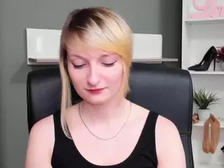 tastyBlair's Live Sex Cam Show
