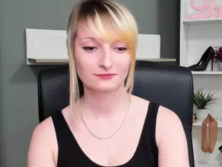 tastyBlair's Live Sex Cam Show