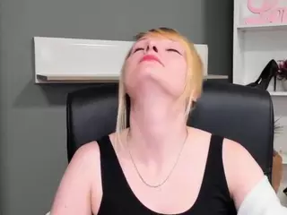 tastyBlair's Live Sex Cam Show