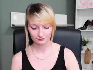 tastyBlair's Live Sex Cam Show