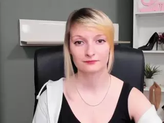 tastyBlair's Live Sex Cam Show