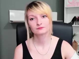 tastyBlair's Live Sex Cam Show