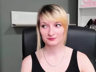 tastyBlair's Live Sex Cam Show