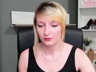 tastyBlair's Live Sex Cam Show