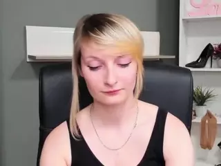 tastyBlair's Live Sex Cam Show