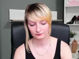 tastyBlair's Live Sex Cam Show