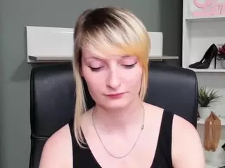 tastyBlair's Live Sex Cam Show