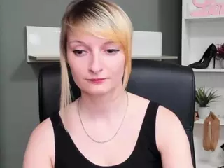 tastyBlair's Live Sex Cam Show