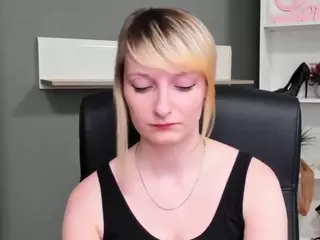 tastyBlair's Live Sex Cam Show