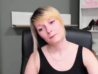 tastyBlair's Live Sex Cam Show