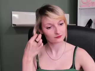 tastyBlair's Live Sex Cam Show
