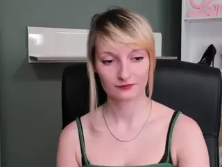 tastyBlair's Live Sex Cam Show