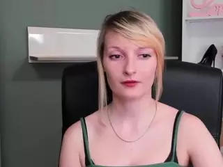 tastyBlair's Live Sex Cam Show