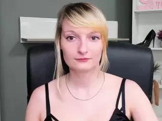 tastyBlair's Live Sex Cam Show