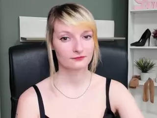 tastyBlair's Live Sex Cam Show