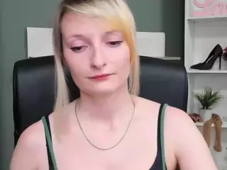 tastyBlair's Live Sex Cam Show