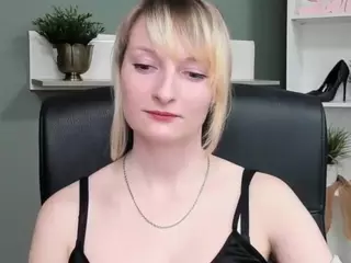 tastyBlair's Live Sex Cam Show