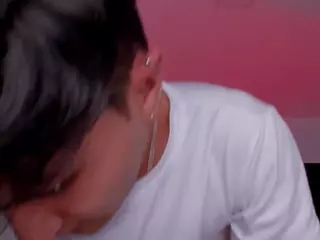 Valerio-james's Live Sex Cam Show