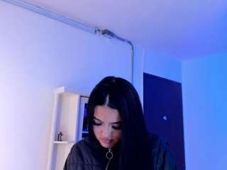 vicky-thompons Live Webcam on CamSoda